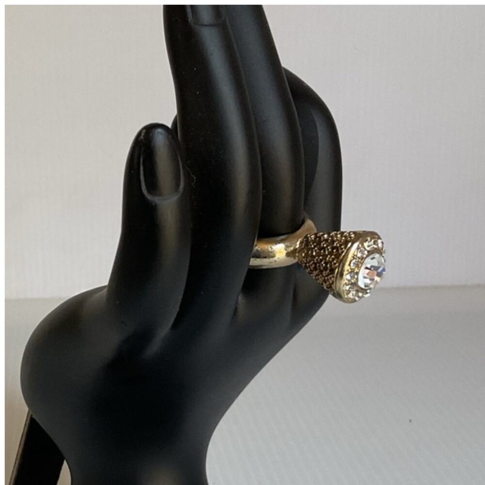 Vintage Akira Chicago Gold Statement Ring Clear Rhinestone Crystal Cocktail Ring